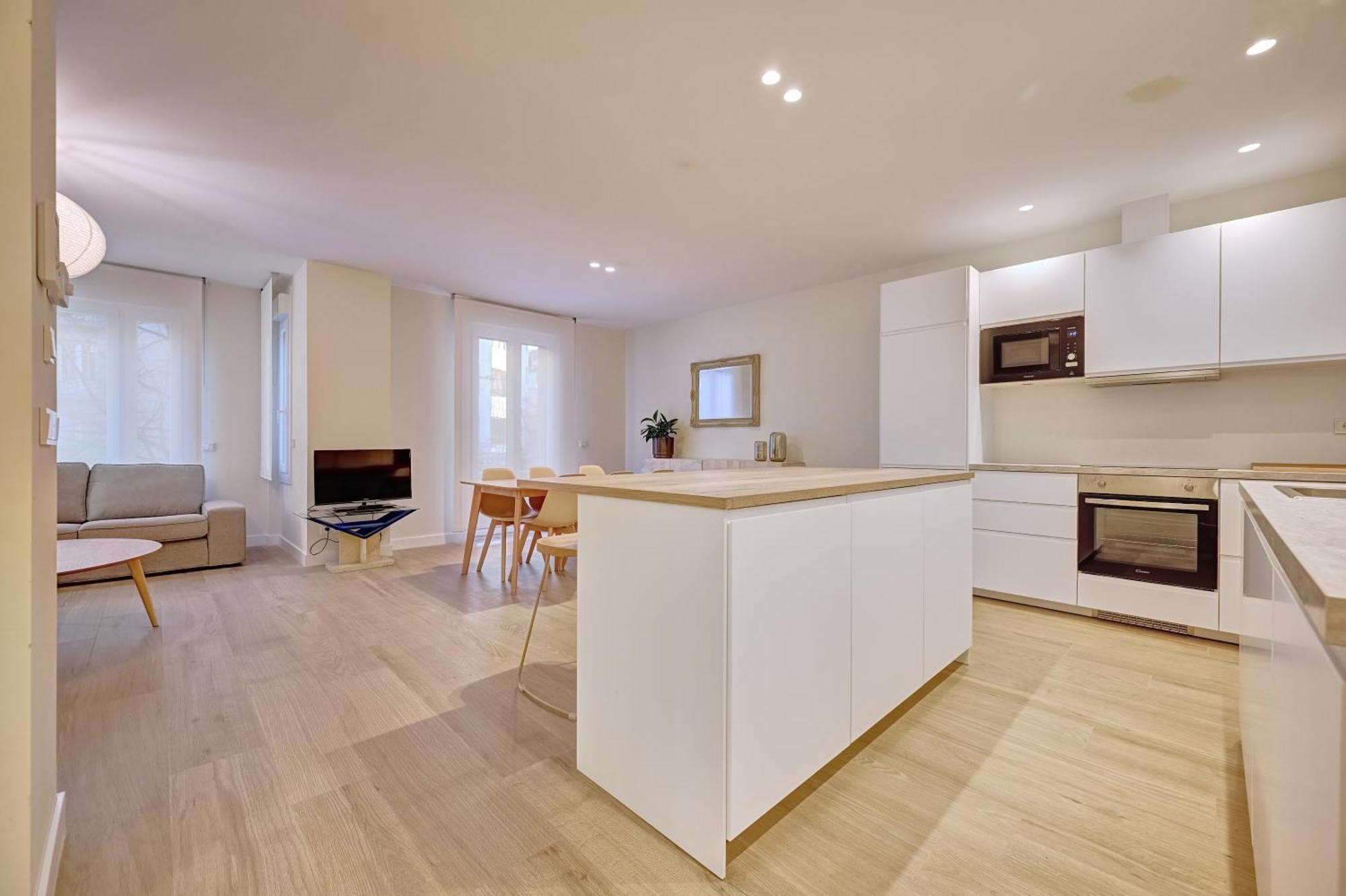 Apartamento El Conde By Clabao ปัมโปลนา ภายนอก รูปภาพ