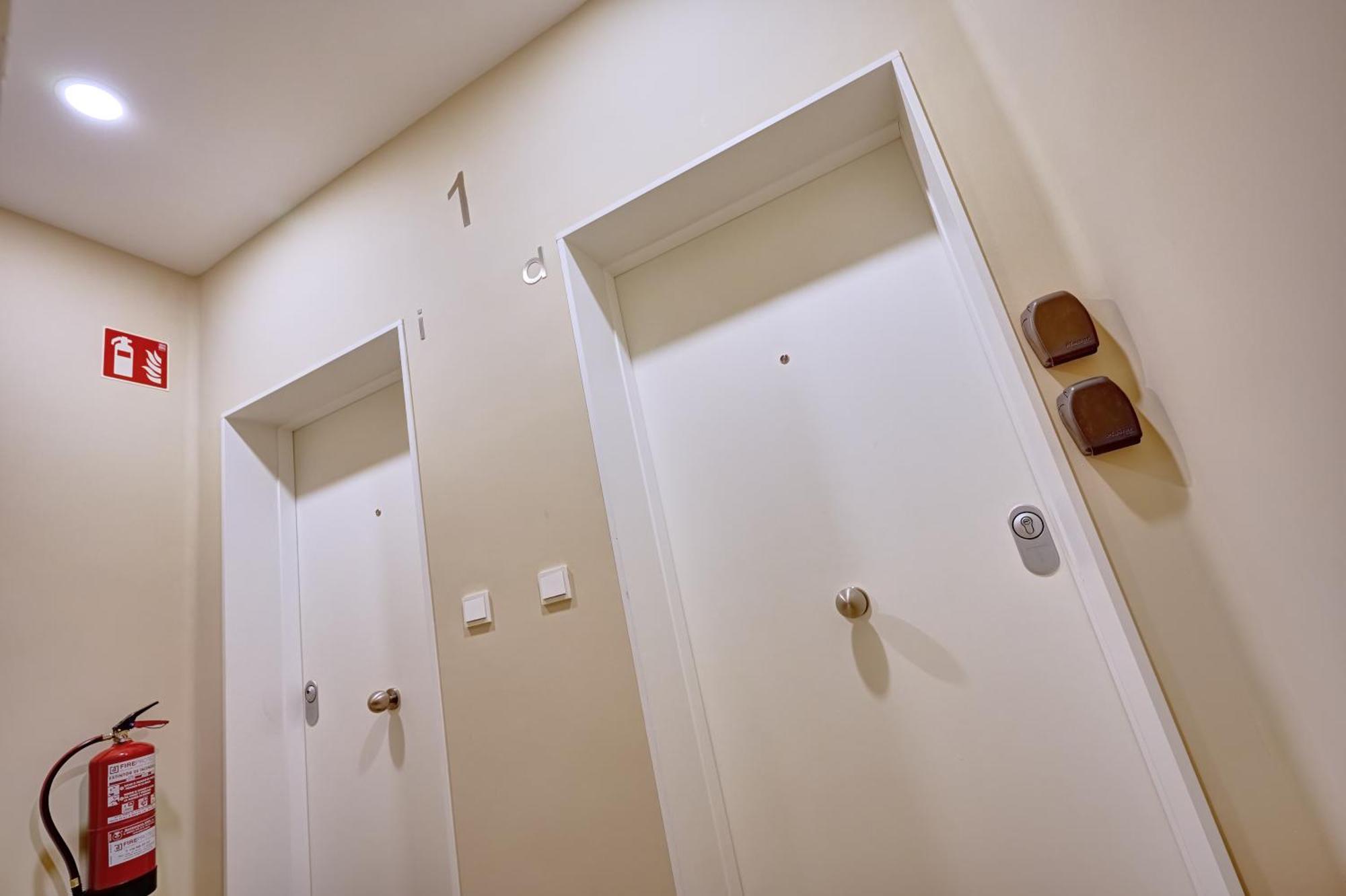 Apartamento El Conde By Clabao ปัมโปลนา ภายนอก รูปภาพ