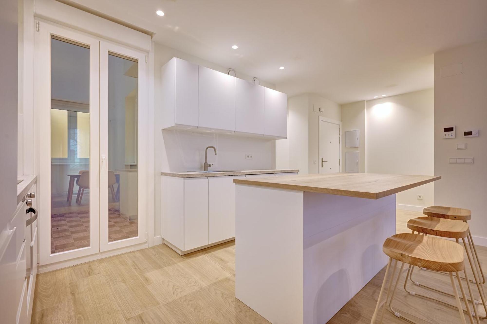 Apartamento El Conde By Clabao ปัมโปลนา ภายนอก รูปภาพ